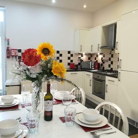 Spacious, Ground Floor, 2 Bedroom Apartment, Uplands, Swansea Esterno foto