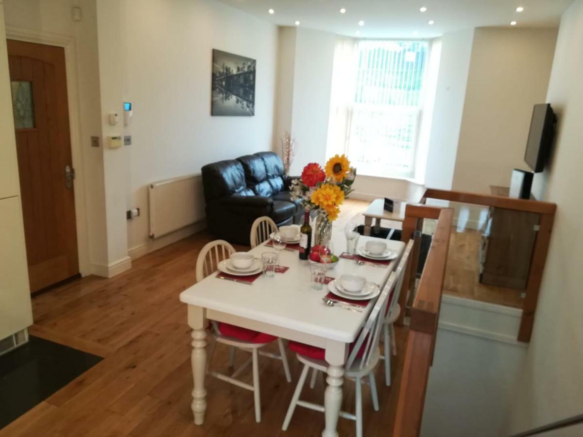 Spacious, Ground Floor, 2 Bedroom Apartment, Uplands, Swansea Esterno foto