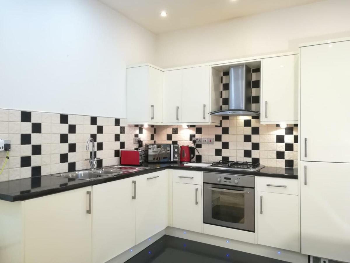Spacious, Ground Floor, 2 Bedroom Apartment, Uplands, Swansea Esterno foto