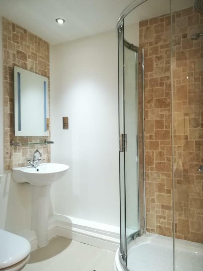Spacious, Ground Floor, 2 Bedroom Apartment, Uplands, Swansea Esterno foto